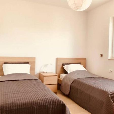 Gospino Apartment 1 Perfect For A Family Trogir Luaran gambar
